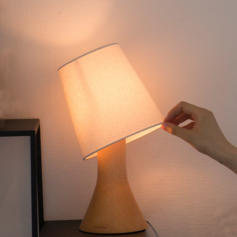 Beaker Table Lamp